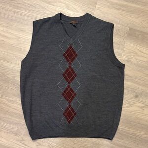 Dockers men’s argyle sweater vest